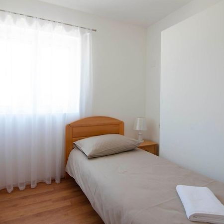 Vacation Villa Matic With 7 Bedrooms Sinj Εξωτερικό φωτογραφία